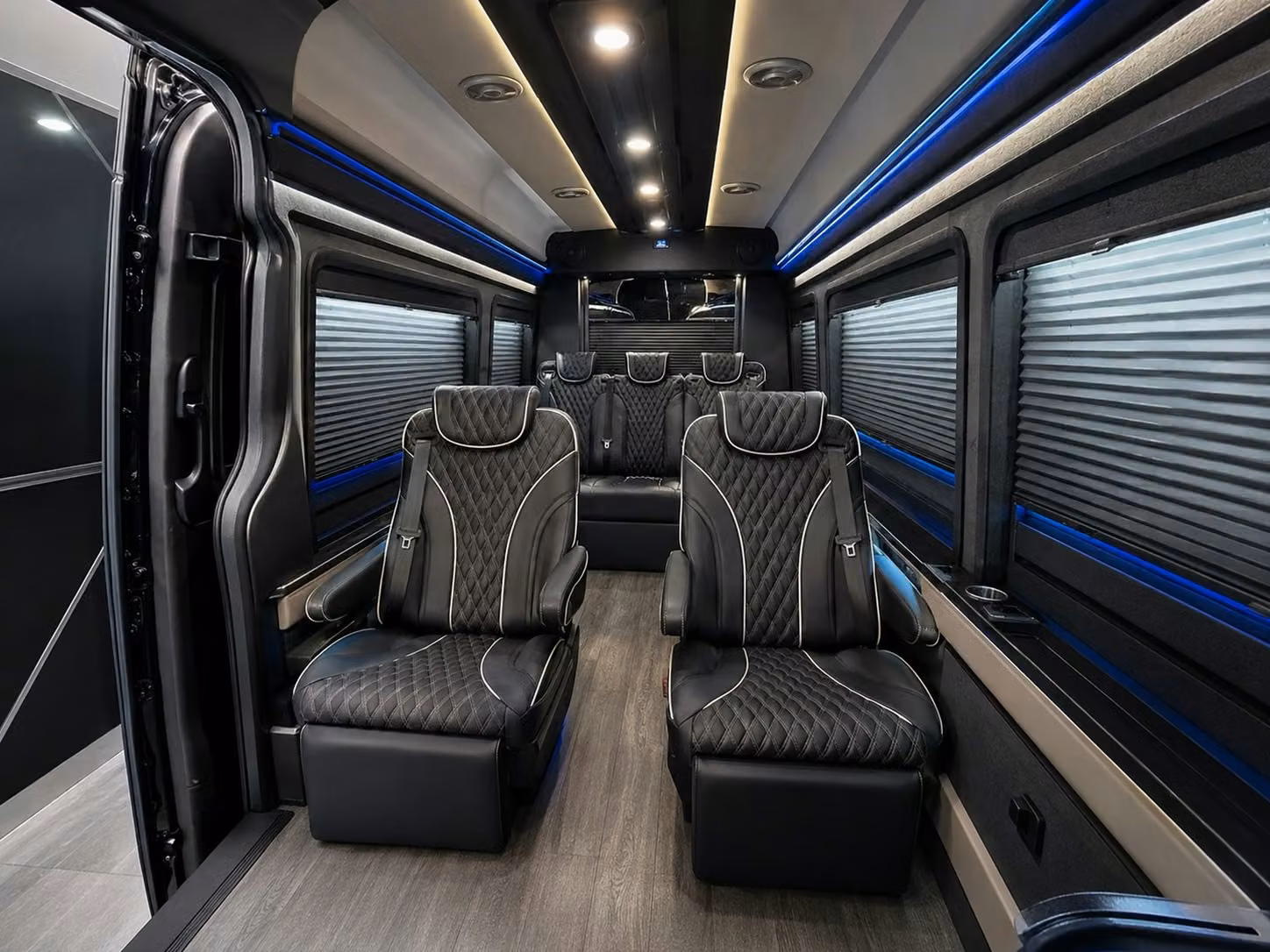 coordinating large group airport transfers from lakewood charterbuslakewoodnj com handles the logistics